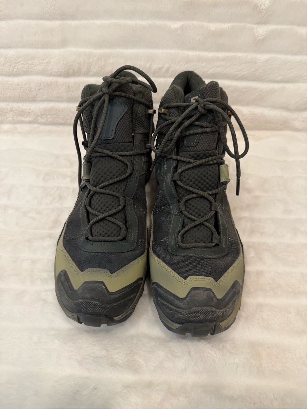 Salomon Men's Black and Olive Trail Boots